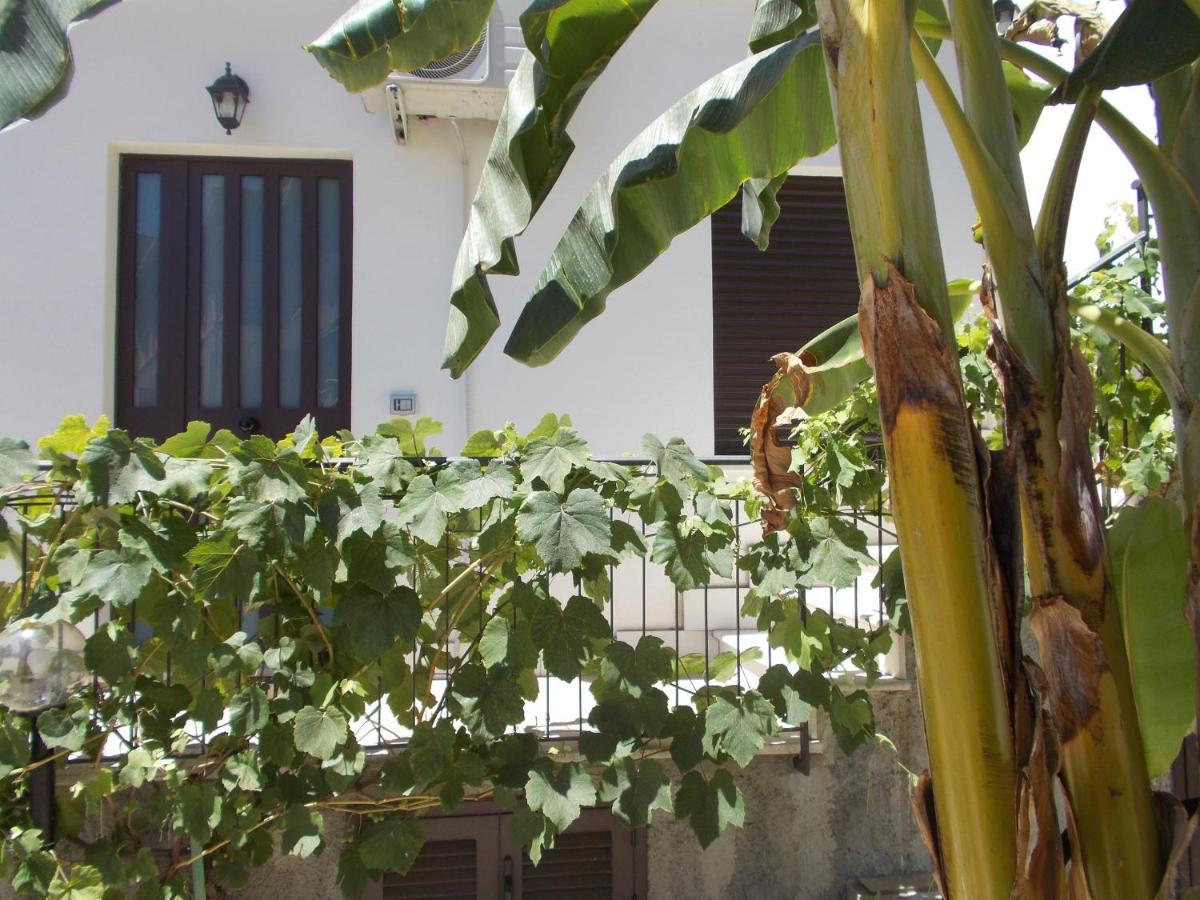 Villa Il Melograno タオルミーナ エクステリア 写真